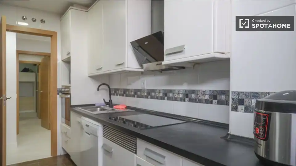 Piso con balcón en alquiler en Arganzuela, imagen 4
