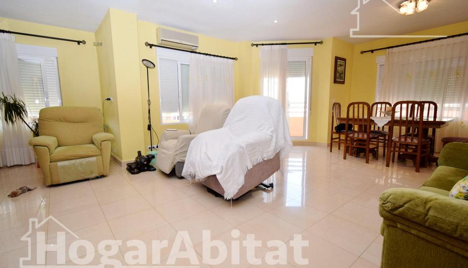 Foto 1 de Piso en venta en Avenida Reyes Católicos, Alginet, Valencia