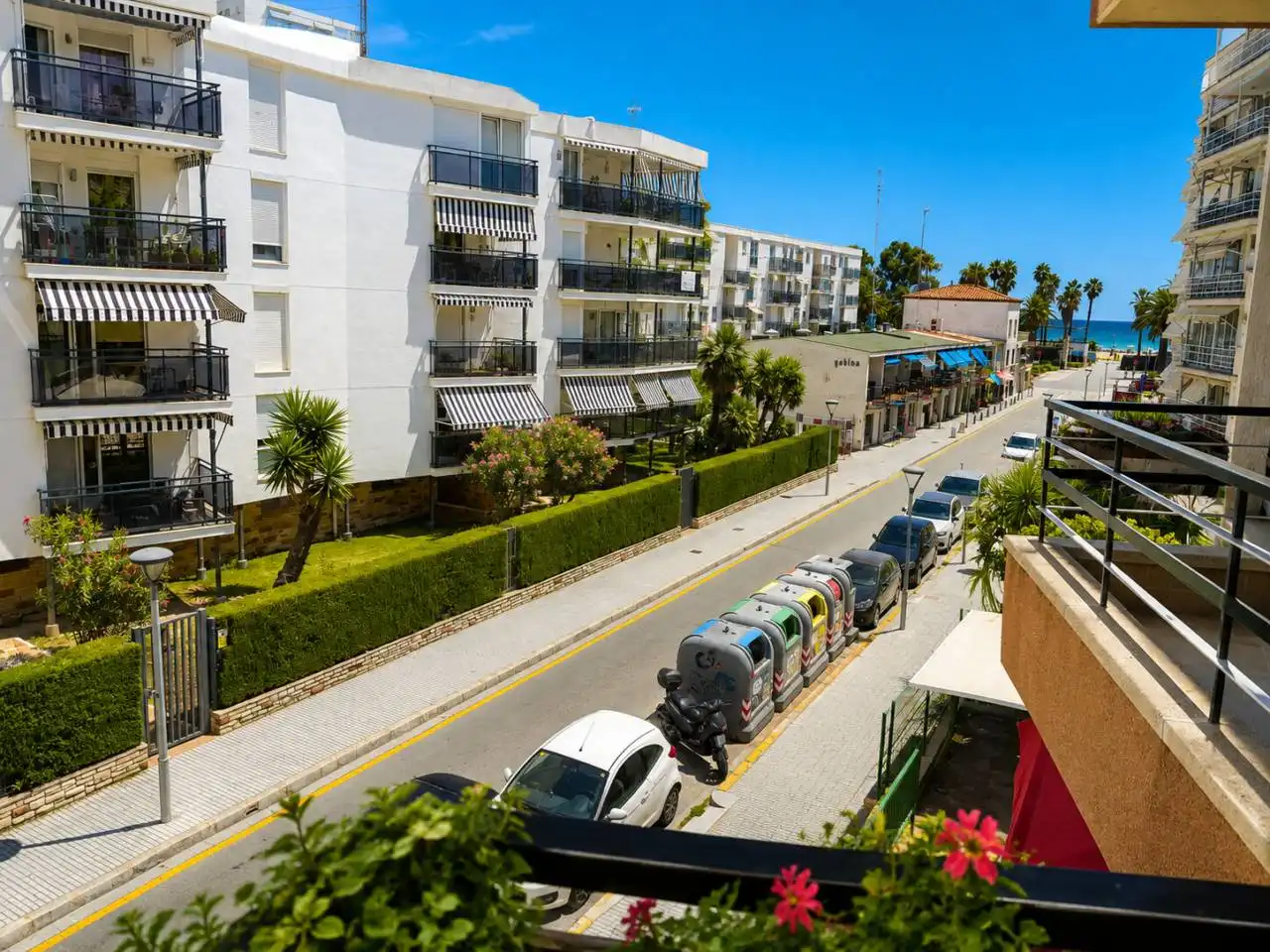 Flat with terrace for sale in Calle GIRONA