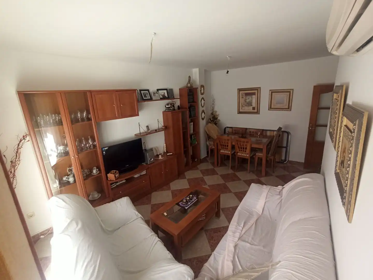 Sala d'estar de Pis en venda en Fuente del Maestre amb Aire condicionat i Balcó