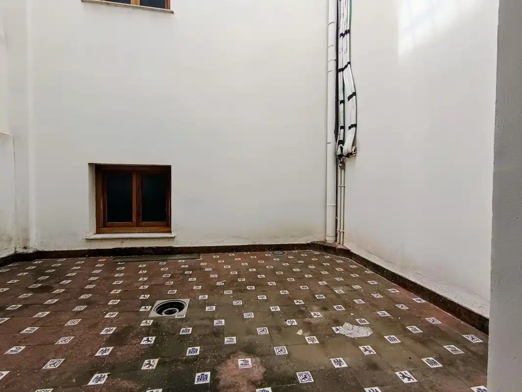 Casa adosada en venda en Oliva amb Calefacció, Terrassa i Balcó
