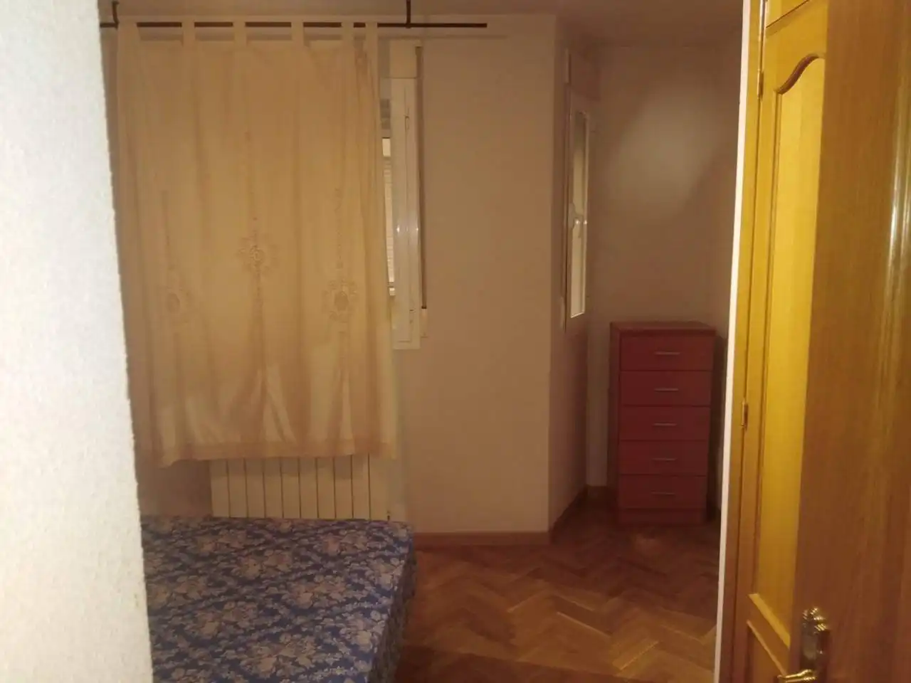 Apartamento de alquiler en Calle COVARRUBIAS, Avenida Europa - San Antón