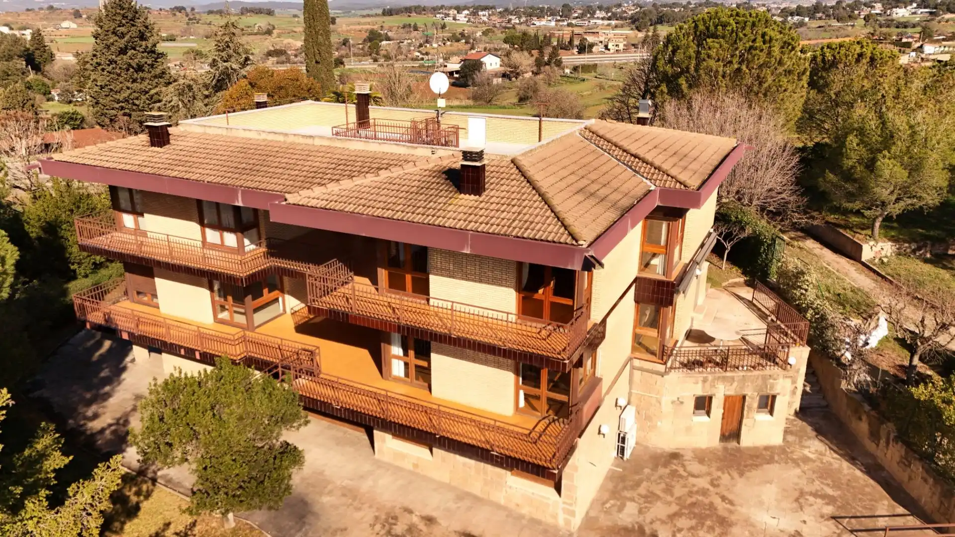 Exterior view of Houses for sale in Manresa  with Air Conditioner, Heating and Private garden
