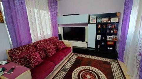 Foto 3 de Piso en venta en Santa Bárbara - Ciudad Deportiva, La Línea de la Concepción