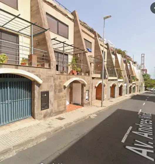Vista exterior de Casa o xalet en venda en  Santa Cruz de Tenerife Capital amb Aire condicionat, Terrassa i Balcó