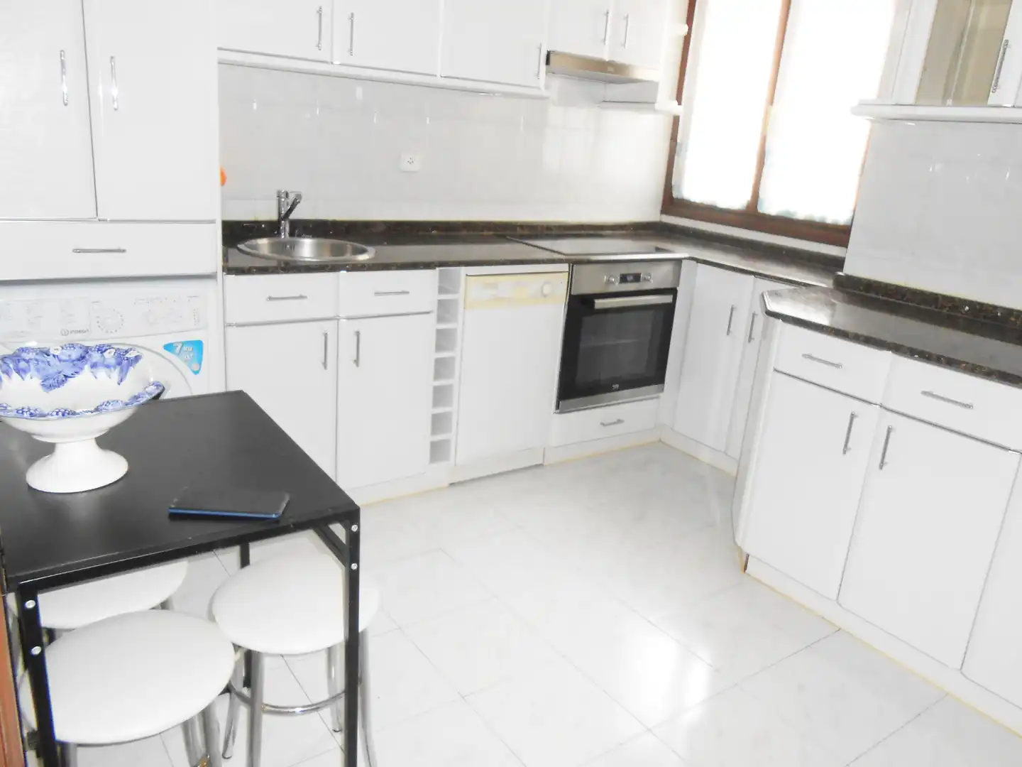 Kitchen of Flat for rent in Bilbao   with Heating, Furnished and Balcony