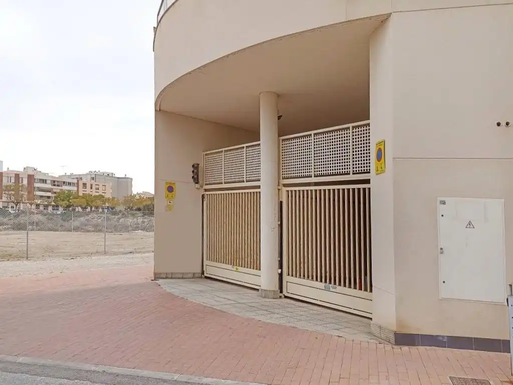 Vista exterior de Garaje en venta en El Campello