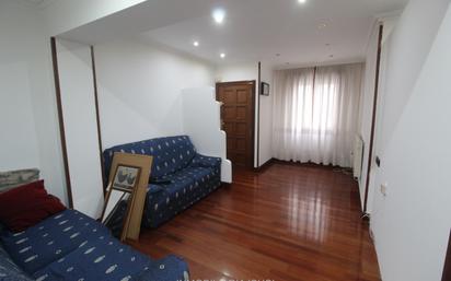 Wohnzimmer von Wohnung zum verkauf in Santurtzi  mit Balkon