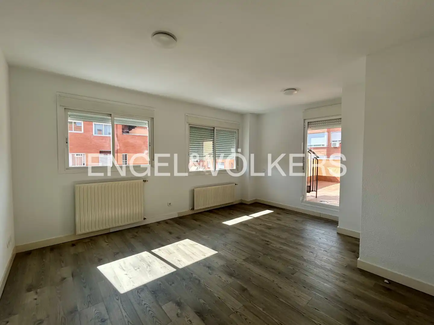 Living room of Attic for sale in Alcobendas  with Heating, Terrace and Swimming Pool
