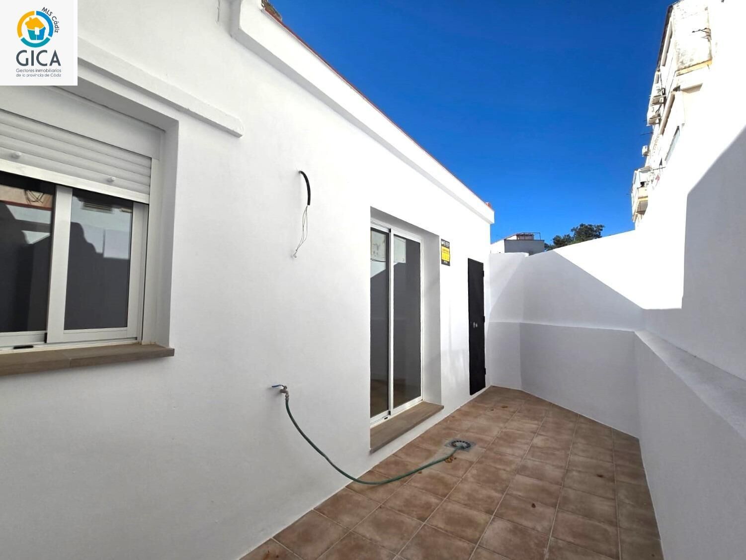 Planta baja for sale in Calle de Pizarro, La Plata