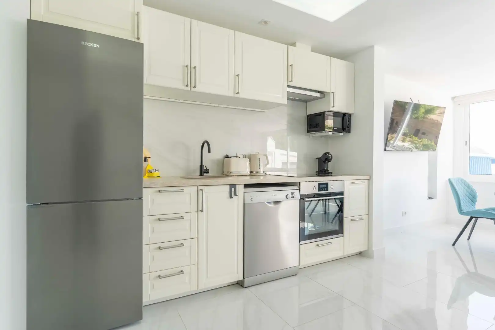 Cuina de Apartament en venda en Adeje amb Aire condicionat, Terrassa i Moblat