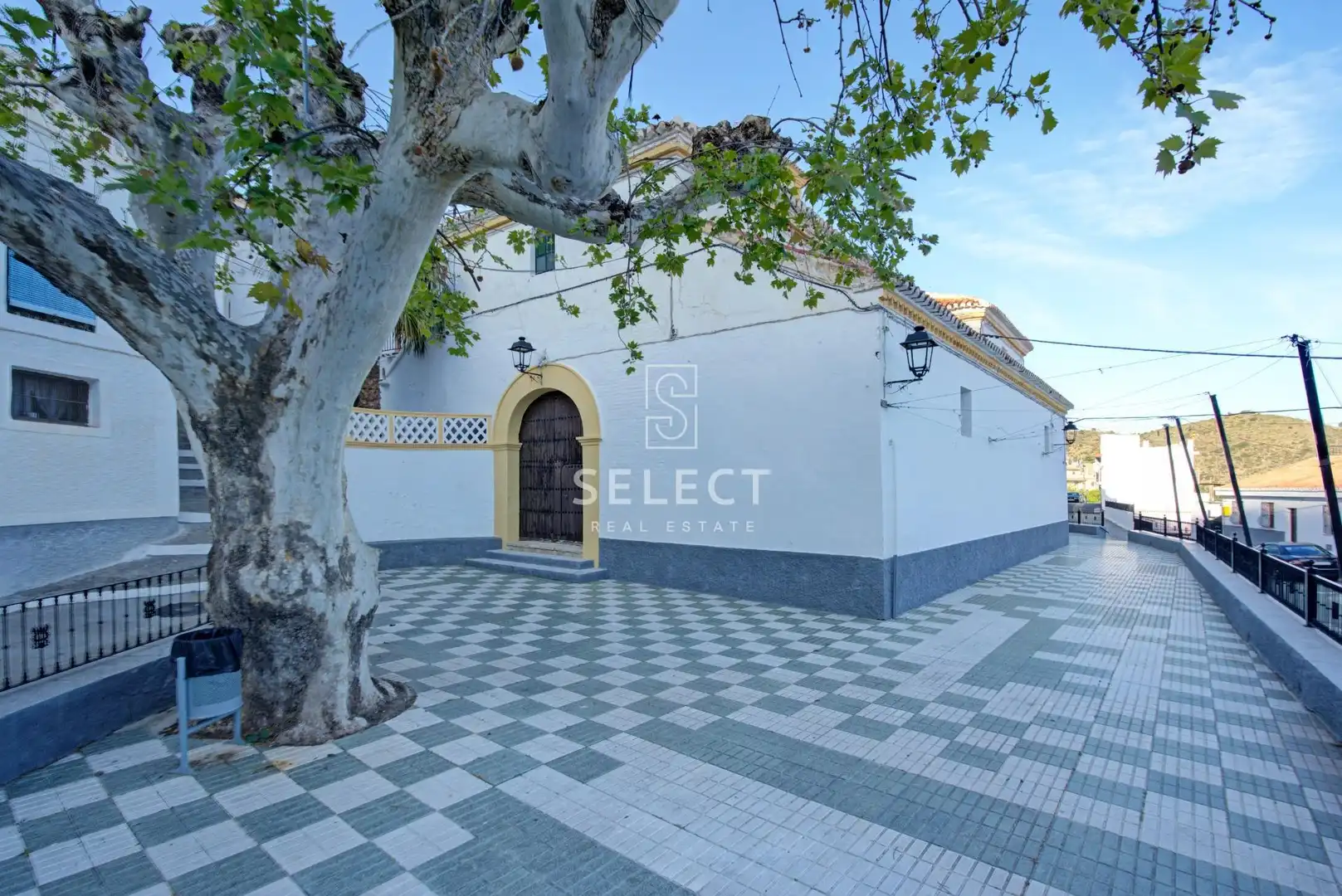 Vista exterior de Casa o xalet en venda en Lújar amb Terrassa