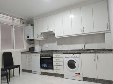 Flat with lift to rent in Centro