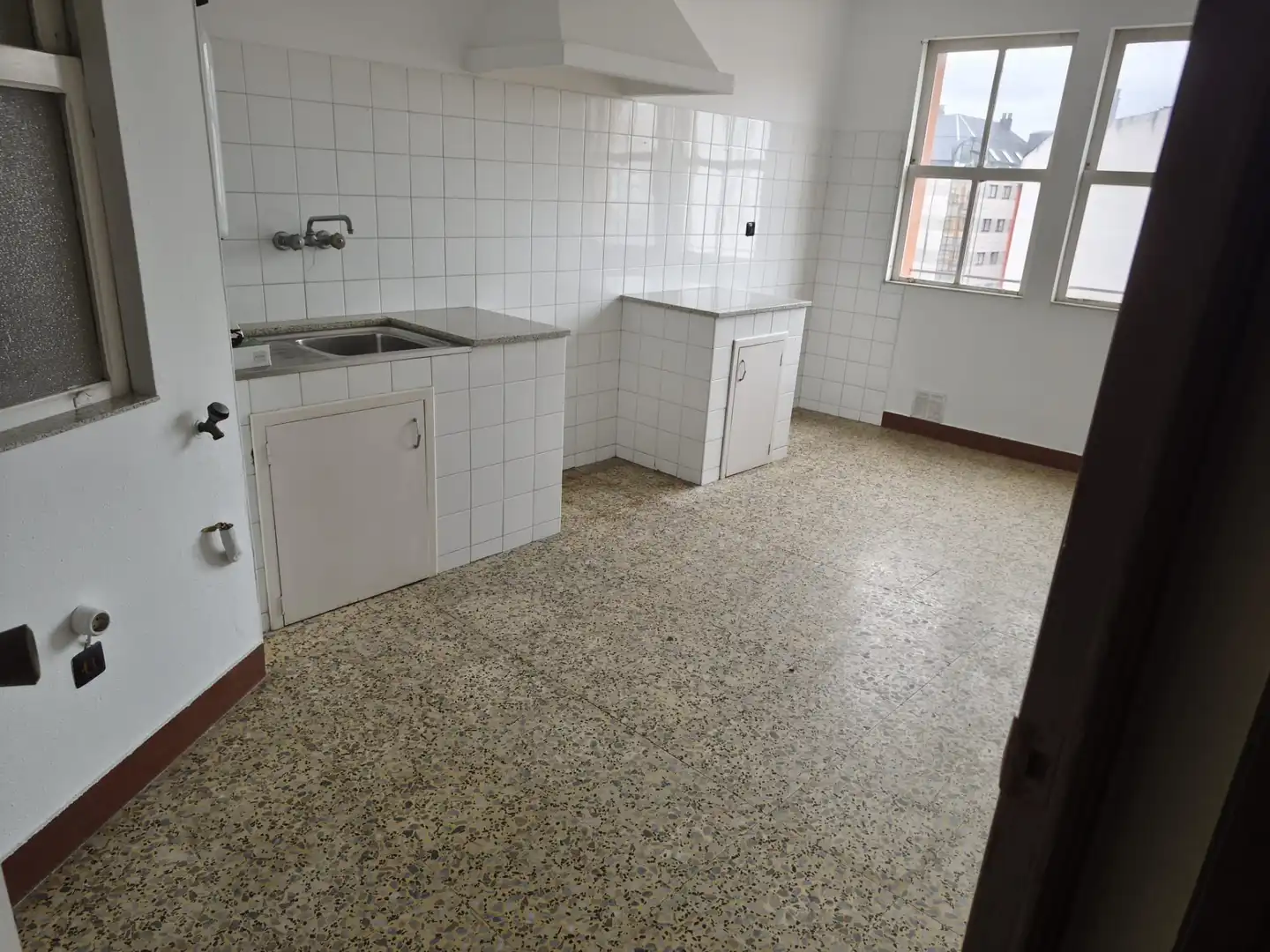 Kitchen of Flat for sale in Carballo