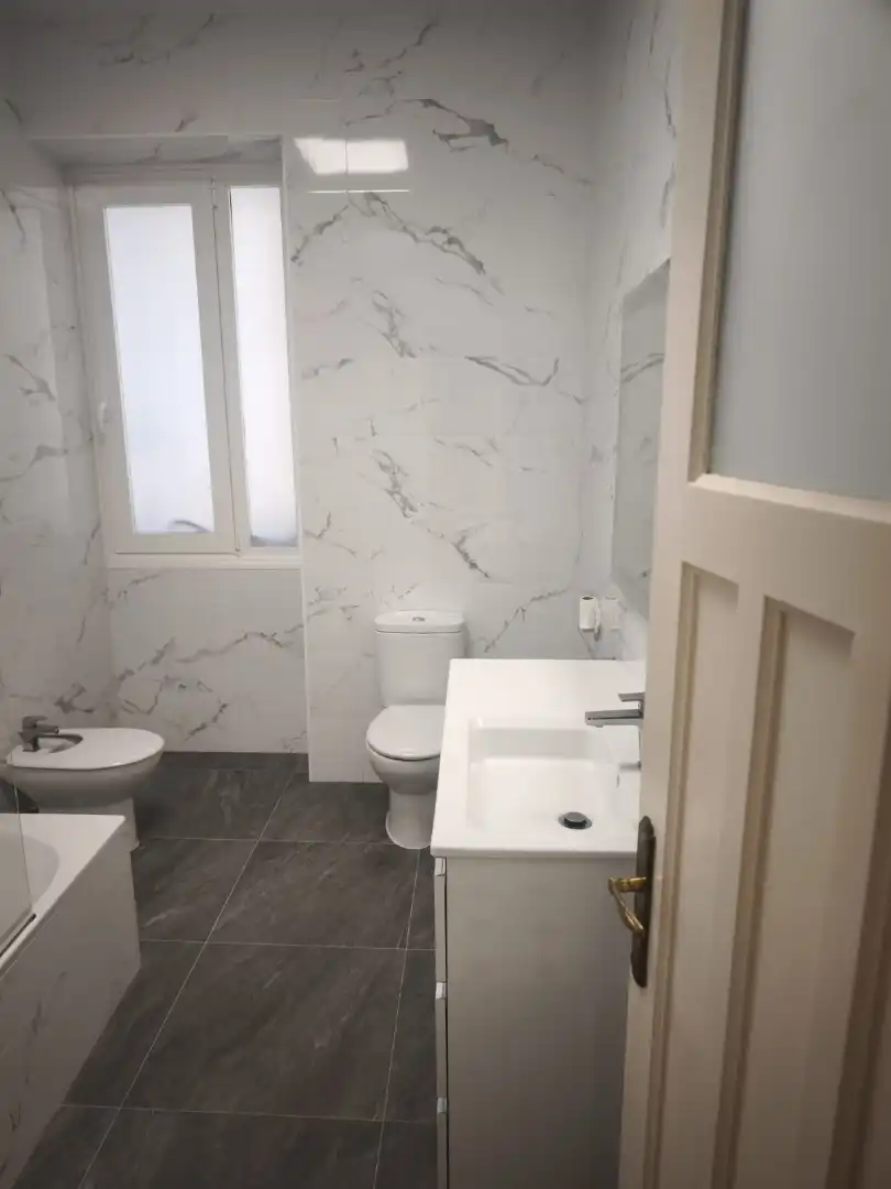 Bathroom of Flat for sale in Melilla  with Air Conditioner