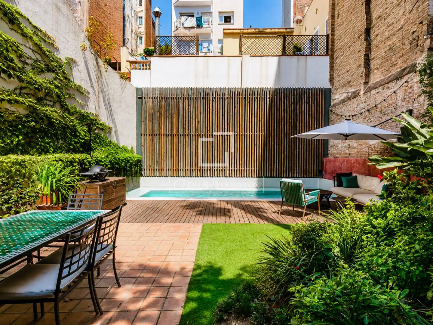 Terrassa de Casa o xalet en venda en Barcelona amb Aire condicionat, Jardí privat i Terrassa