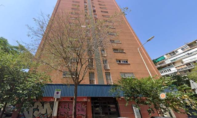 Piso en Venta en  CA N'OLIVA, 43 en La Verneda i la Pau