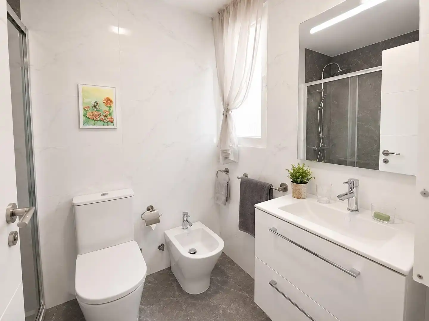 Bany de Apartament en venda en Arona amb Terrassa, Moblat i Piscina comunitària