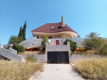 Villa avec piscine à vendre à L'Alcora