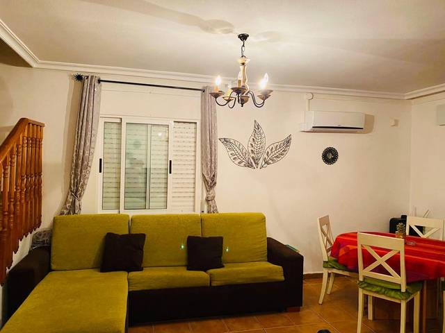 Casa-chalet en Alquiler en La Zenia