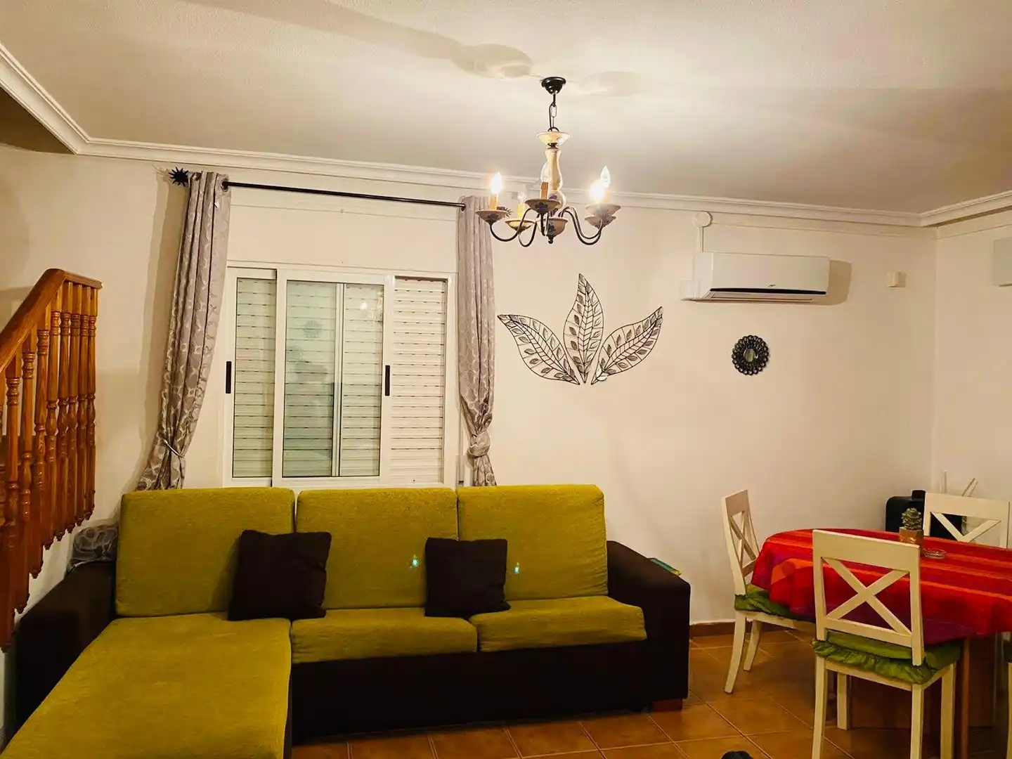 Sala de estar de Casa o chalet de alquiler en Orihuela con Aire acondicionado, Calefacción y Terraza