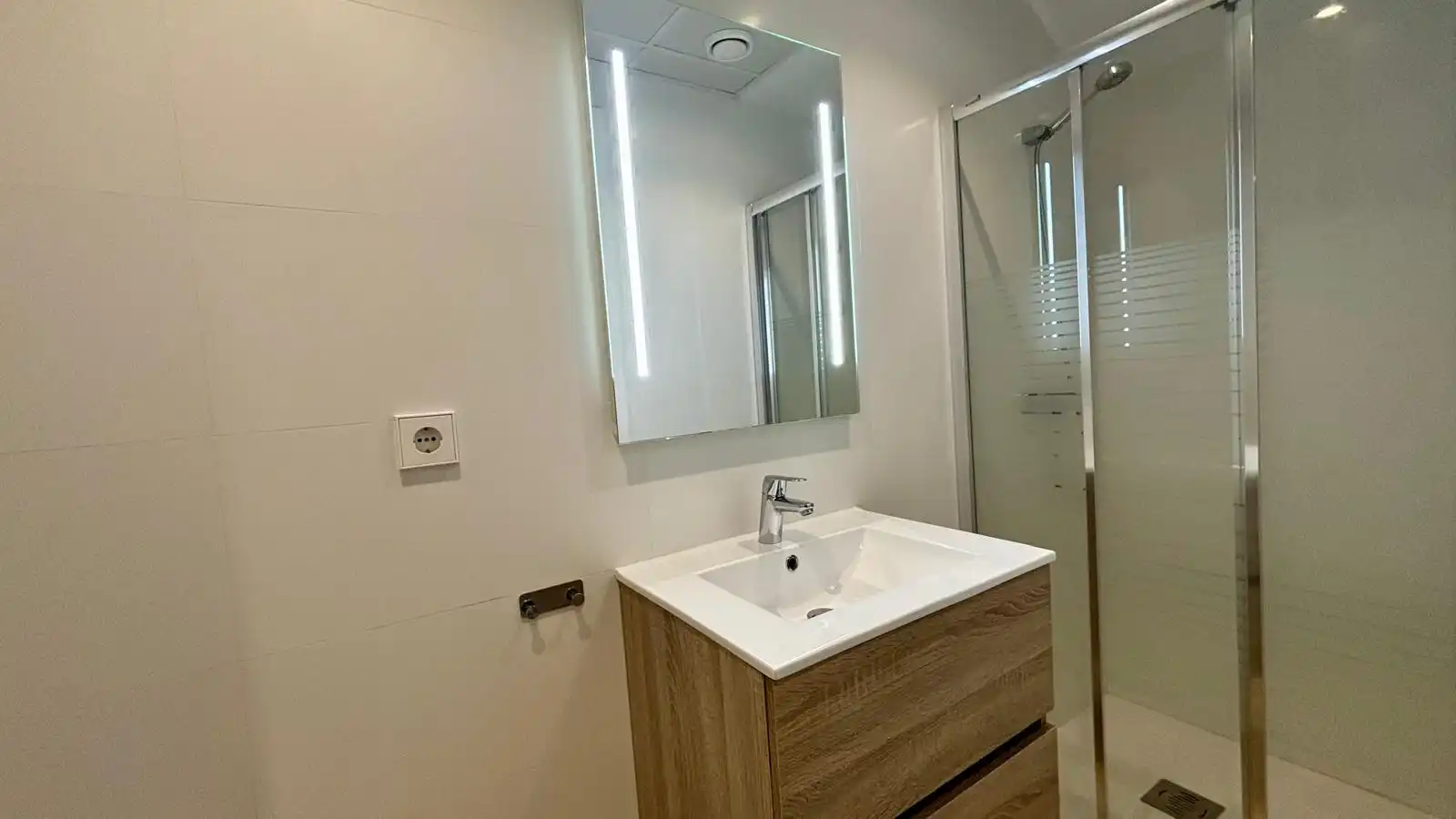Baño de Casa adosada en venta en Torre-Pacheco con Aire acondicionado, Calefacción y Terraza