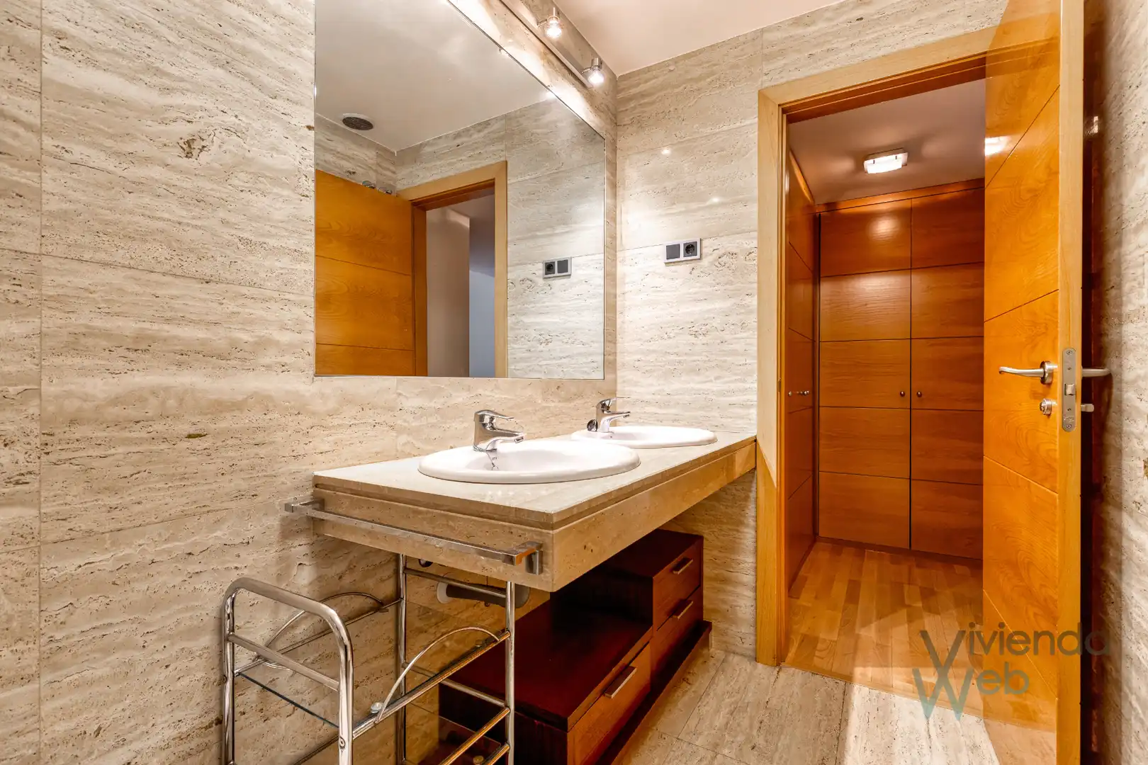 Badezimmer von Wohnung zum Verkauf in Madrid mit Klimaanlage, Heizung und Privatgarten