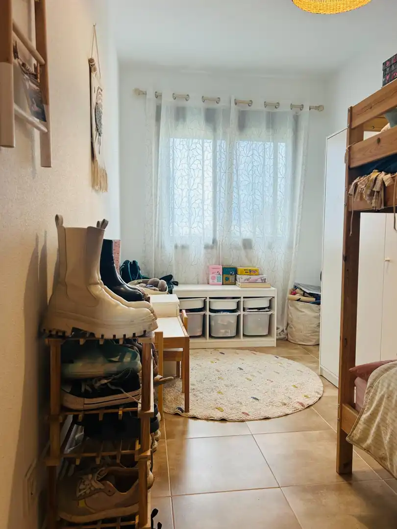 Dormitori de Casa adosada en venda en Los Alcázares amb Aire condicionat, Terrassa i Moblat