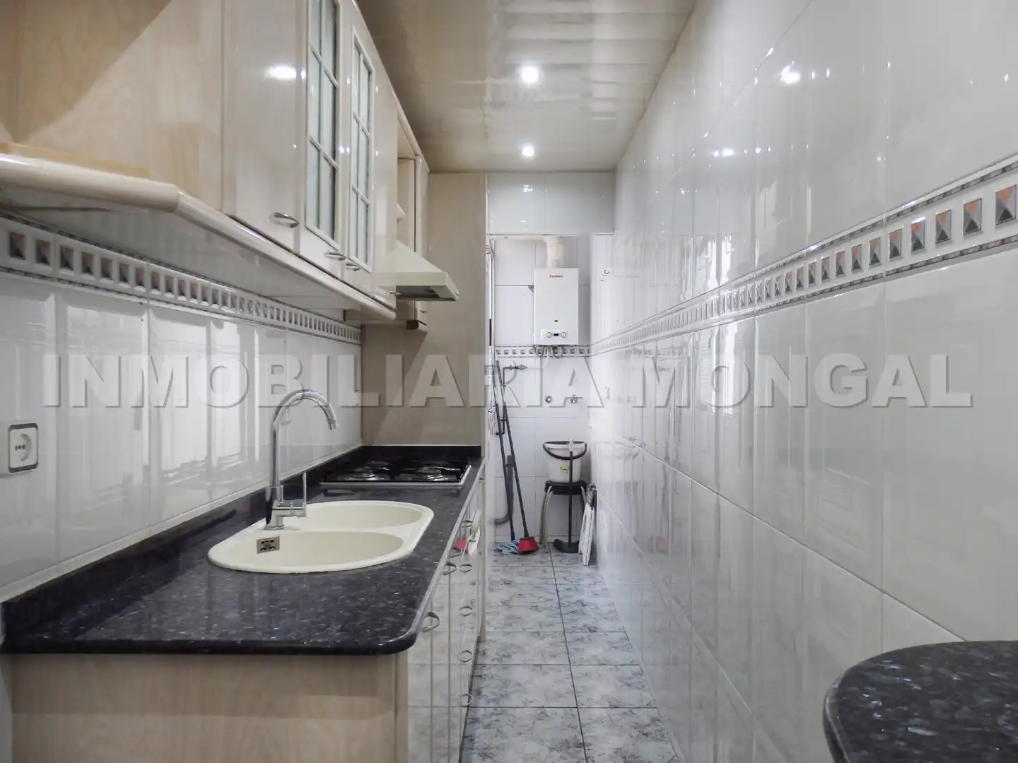 Flat with terrace for sale in La Gavarra, imagen 12