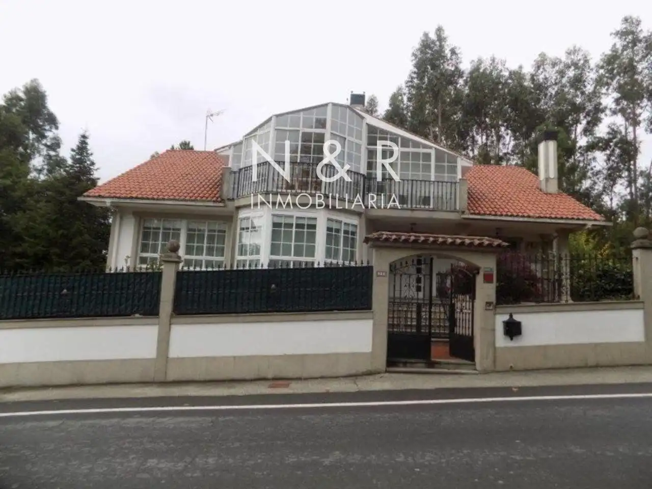 Vista exterior de Casa o xalet en venda en Ames amb Calefacció