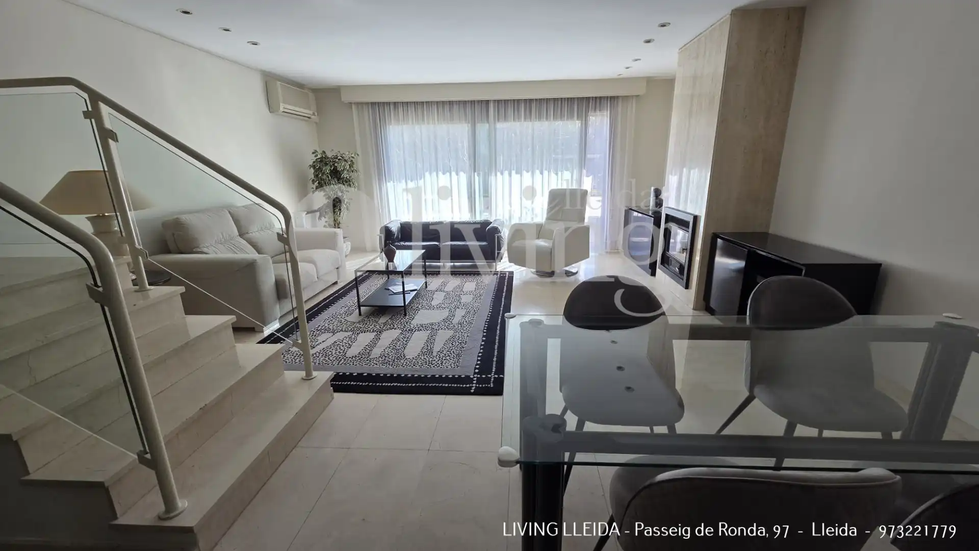 Living room of Detached homes for rent in  Lleida Capital  with Air Conditioner, Heating and Private garden