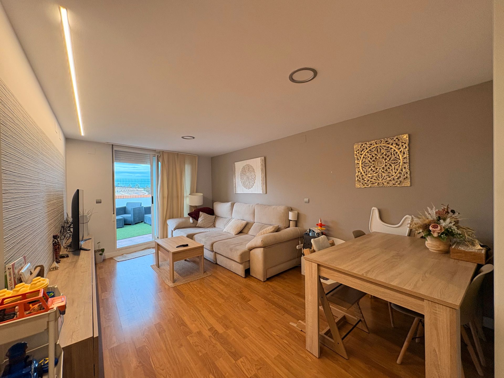 Wohnzimmer von Dachboden zum verkauf in Paiporta mit Klimaanlage, Terrasse und Abstellraum