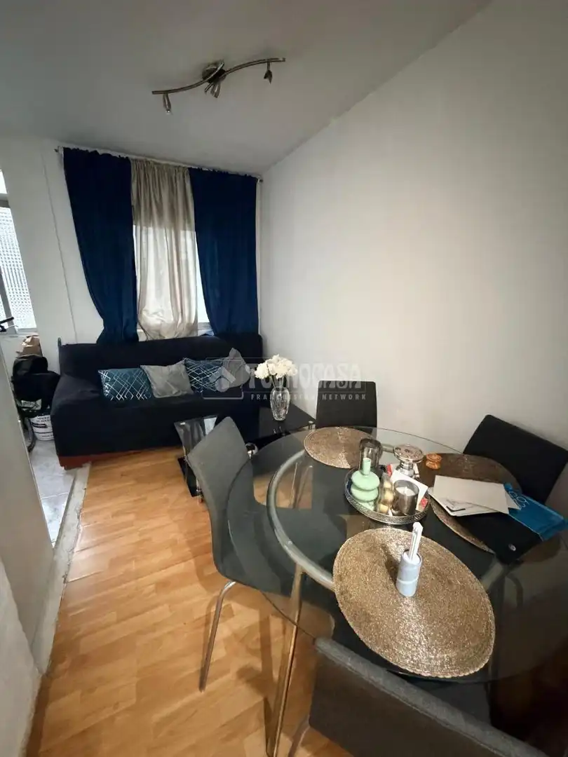 Living room of Flat for sale in Madrid