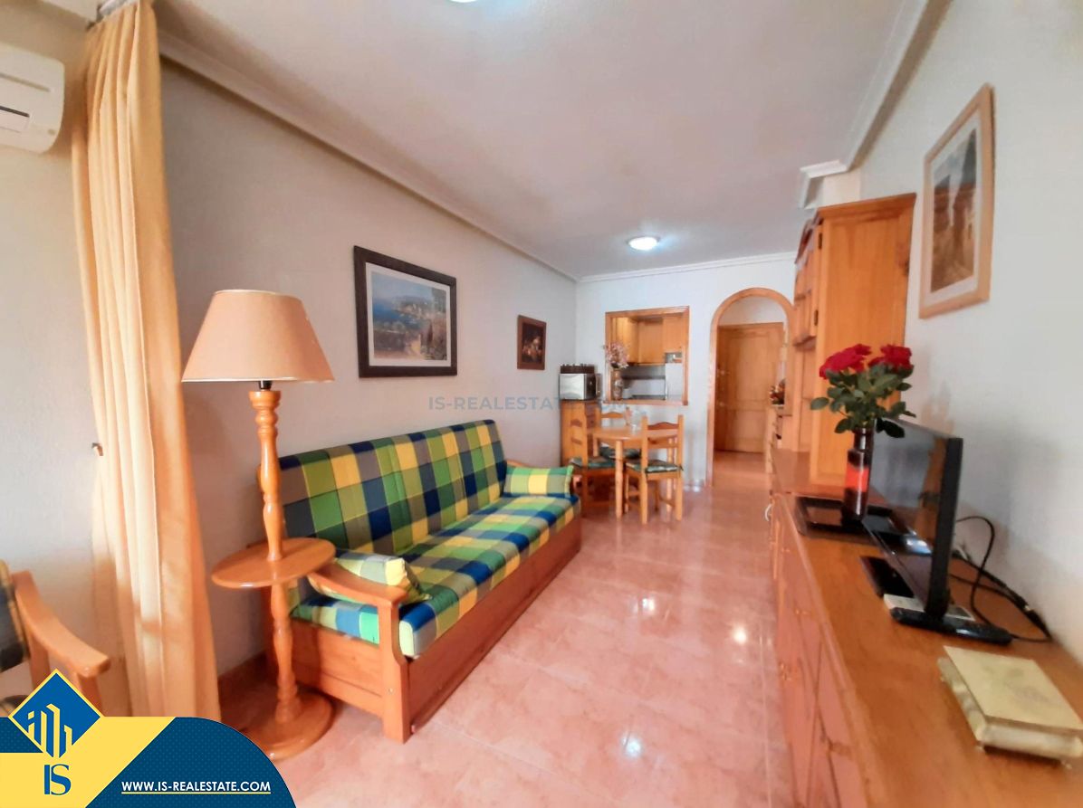 Sala d'estar de Apartament en venda en Torrevieja amb Aire condicionat, Calefacció i Terrassa