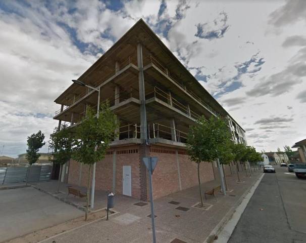Edificio en Venta en C/ julian gayarre en Castejón (Navarra)