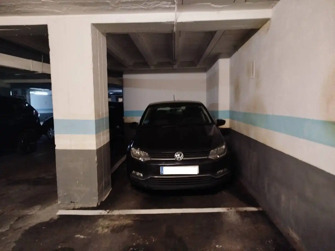 Parking with lift for sale in Uribarri