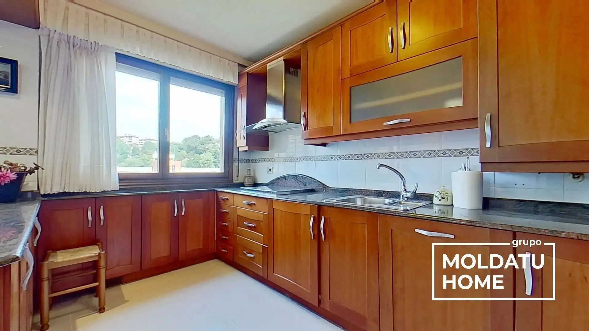 Küche von Wohnung zum Verkauf in Barakaldo  mit Heizung, Terrasse und Abstellraum
