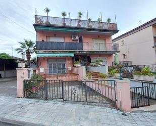 Vista exterior de Pis en venda en Calafell amb Aire condicionat, Terrassa i Balcó