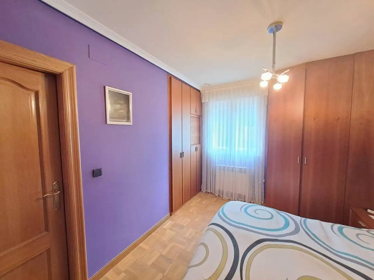 Bedroom of Flat for sale in Burgos  with Heating, Private garden and Parquet flooring