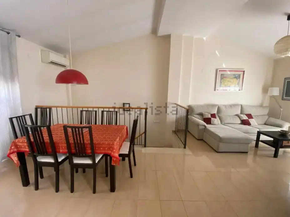 Ático con terraza en alquiler en Núcleo Urbano, imagen 8