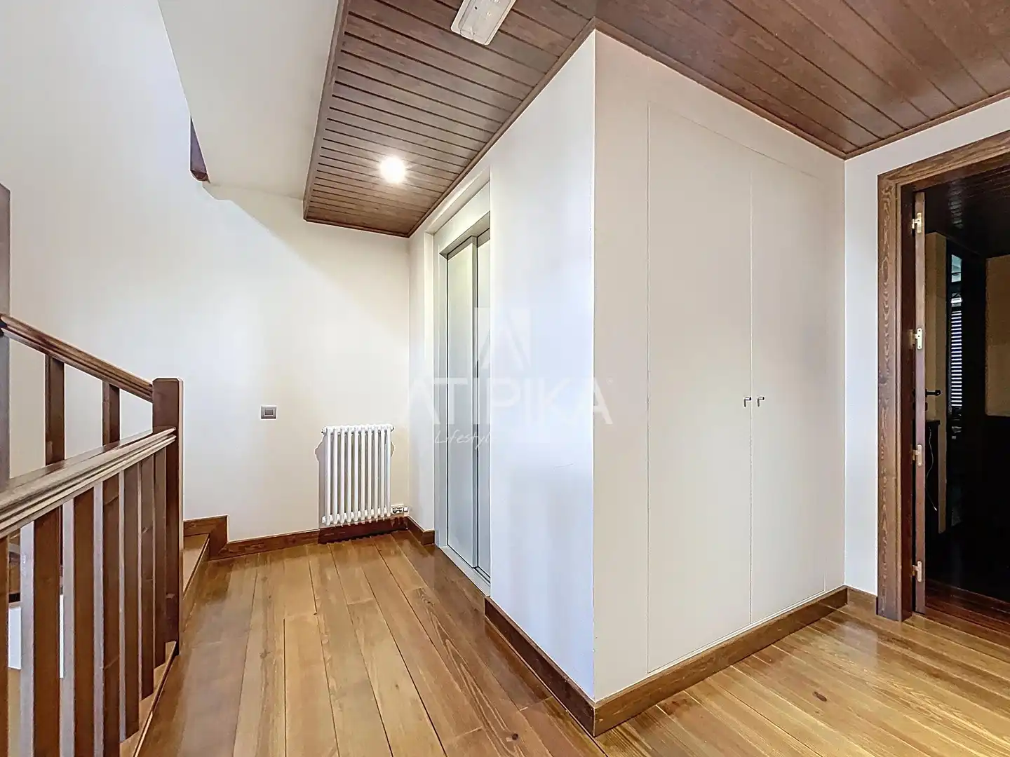 Country homes for sale in La Granada  with Air Conditioner, Heating and Storage room