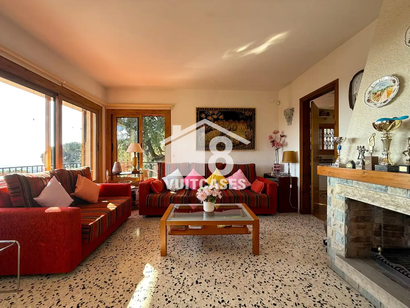 Sala d'estar de Casa o xalet en venda en Arenys de Munt amb Calefacció, Terrassa i Traster