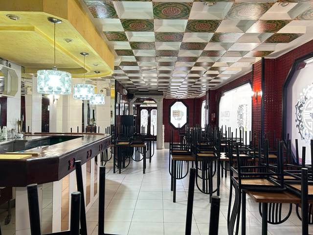 Local comercial en Alquiler en Plaza Plaza del Real en Hospital - Plaza del Real