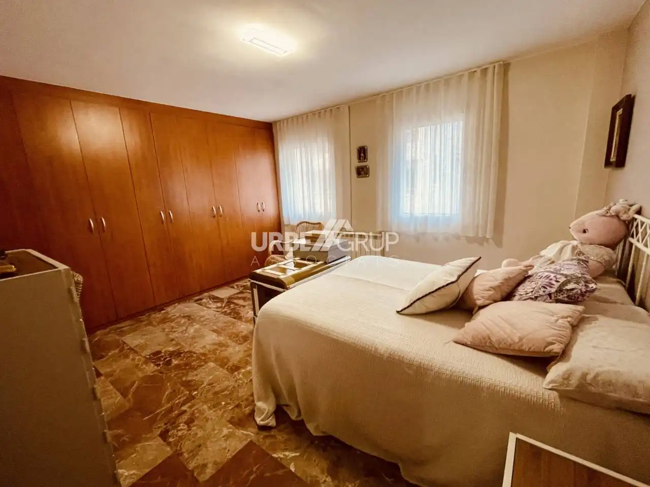 Schlafzimmer von Wohnung zum Verkauf in Terrassa mit Klimaanlage, Heizung und Privatgarten