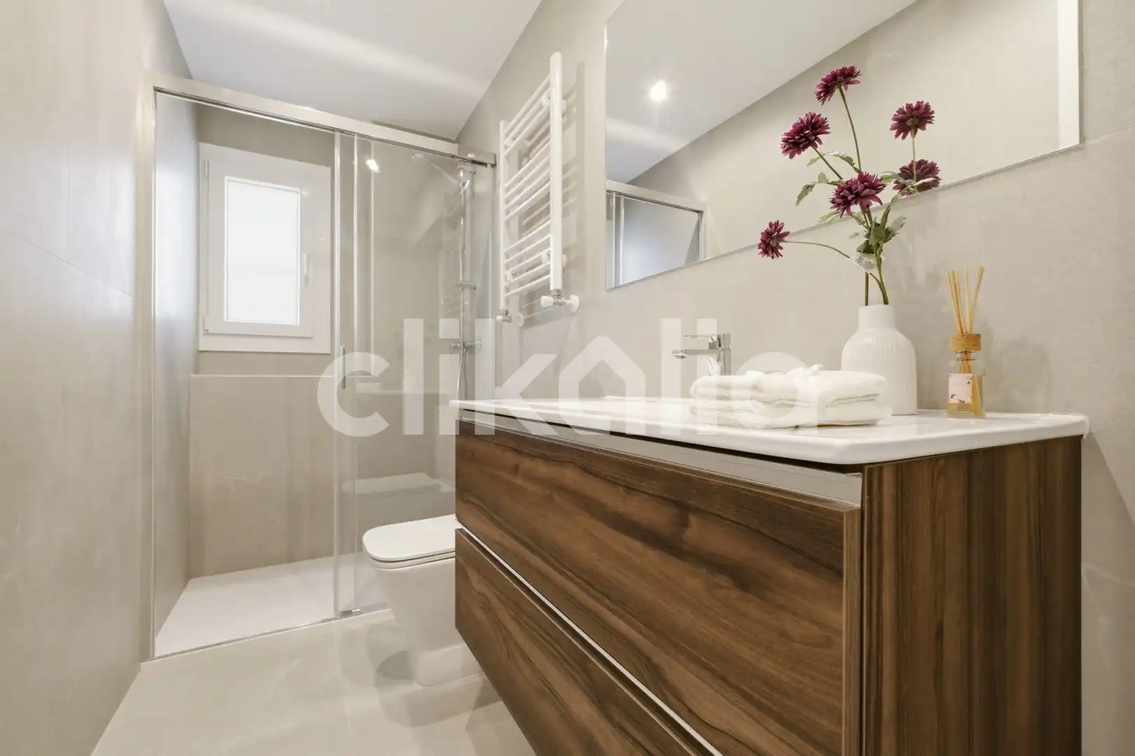 Baño de Piso en venta en Madrid con Aire acondicionado y Calefacción