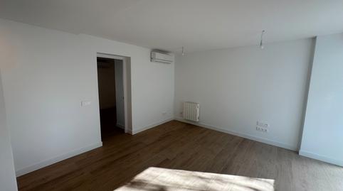 Photo 3 of Flat for sale in Calle de Ramón Gómez de la Serna, Peñagrande, Madrid