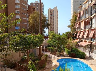 Apartament amb piscina en venda a Avenida Murcia
