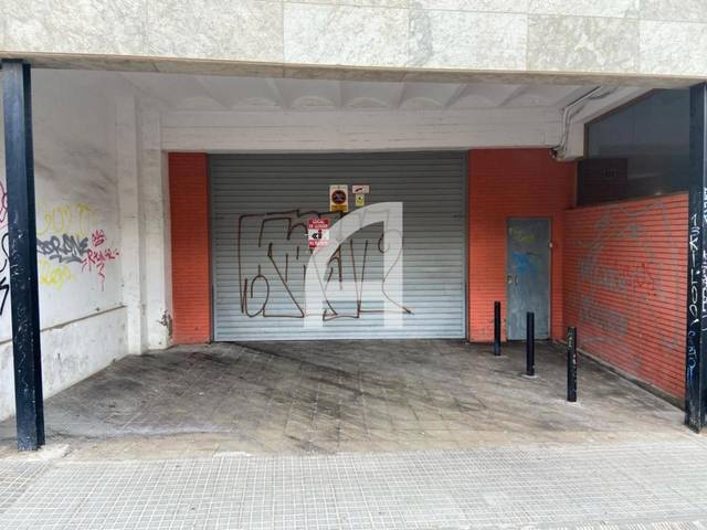 Local comercial en Venta en Carrer del Doctor Cabanes en Barri del Centre