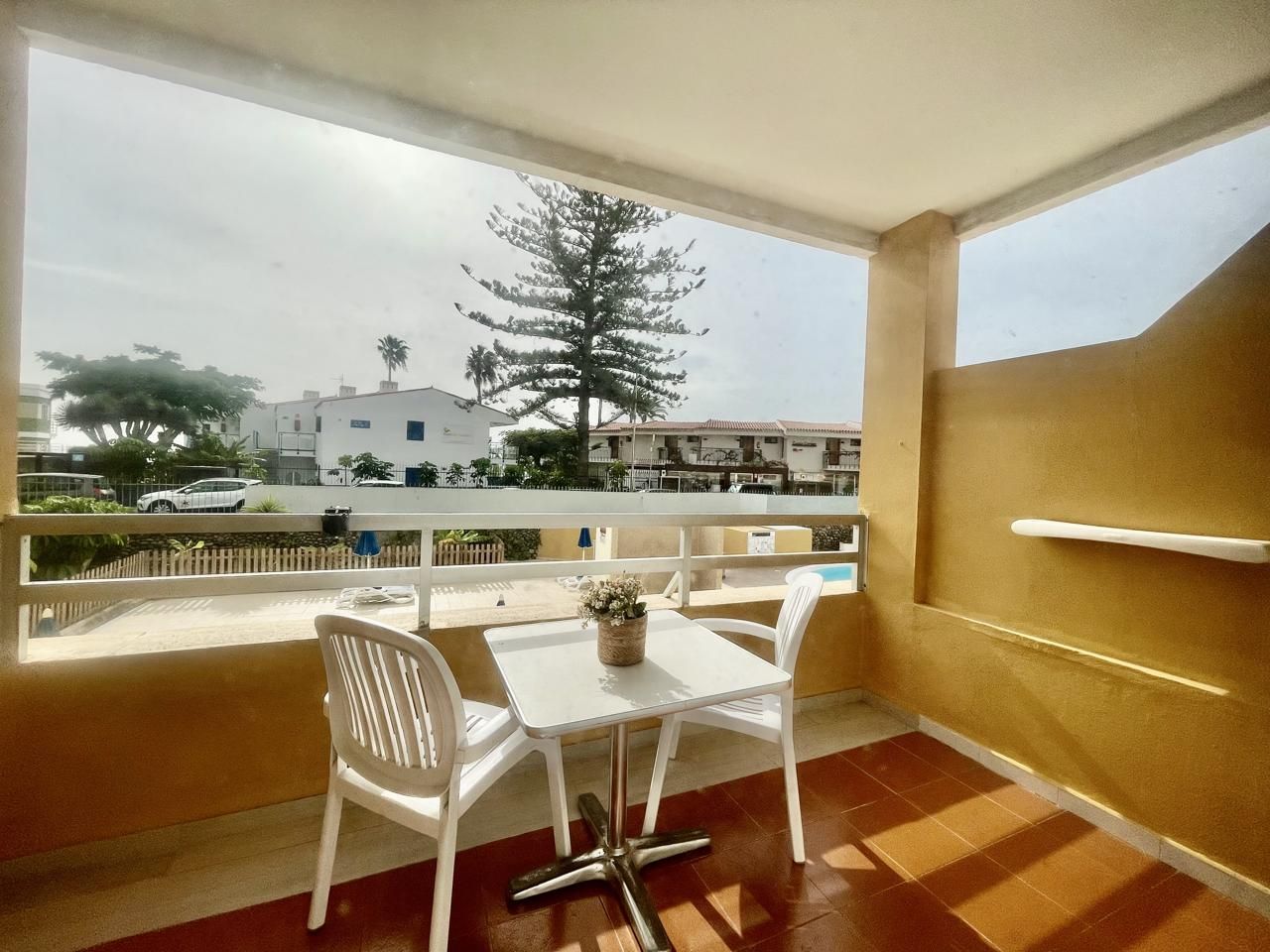 Terrassa de Apartament de lloguer en San Bartolomé de Tirajana amb Terrassa, Moblat i Piscina comunitària