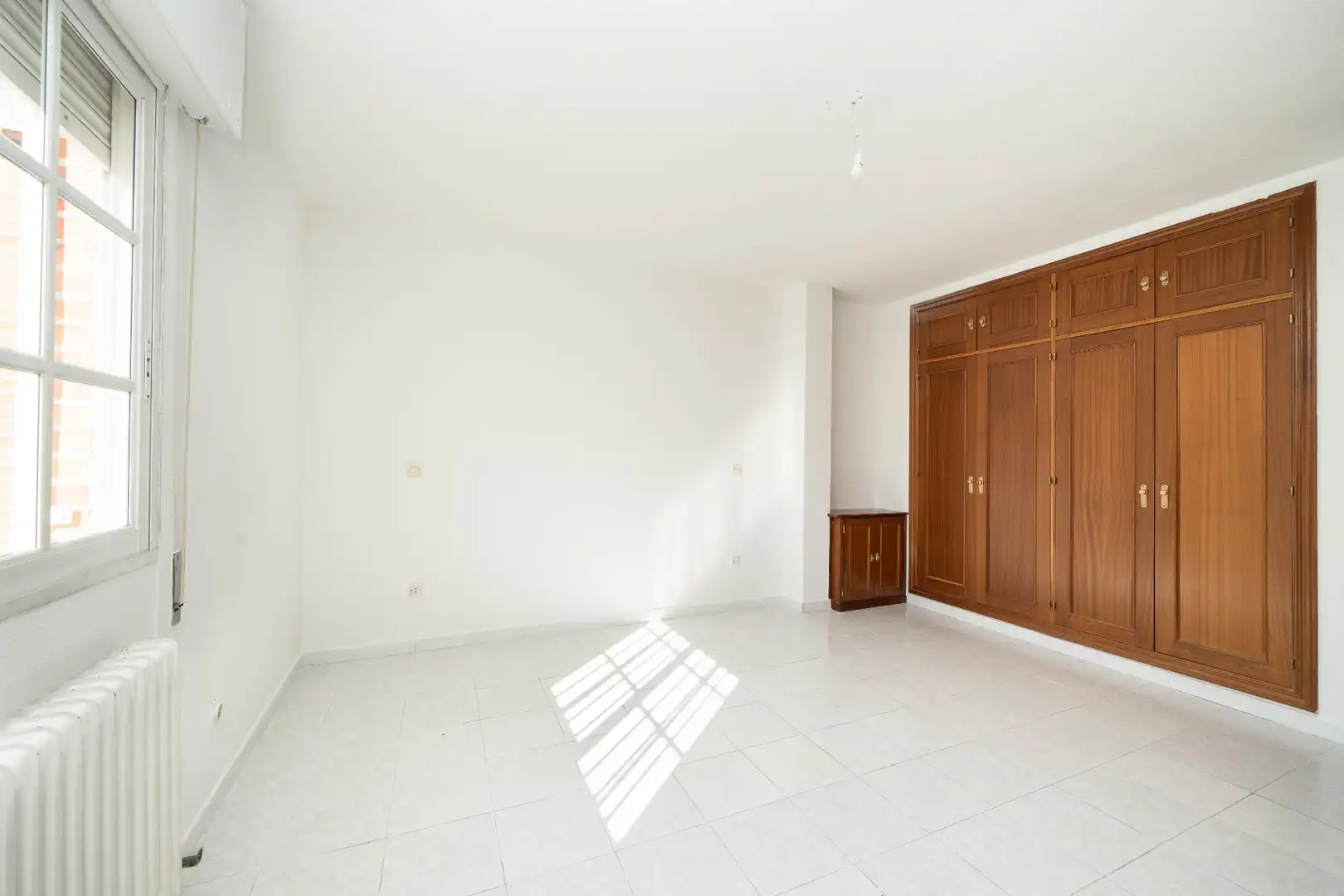 Habitación de Casa adosada en venta en Algete con Calefacción, Jardín privado y Terraza